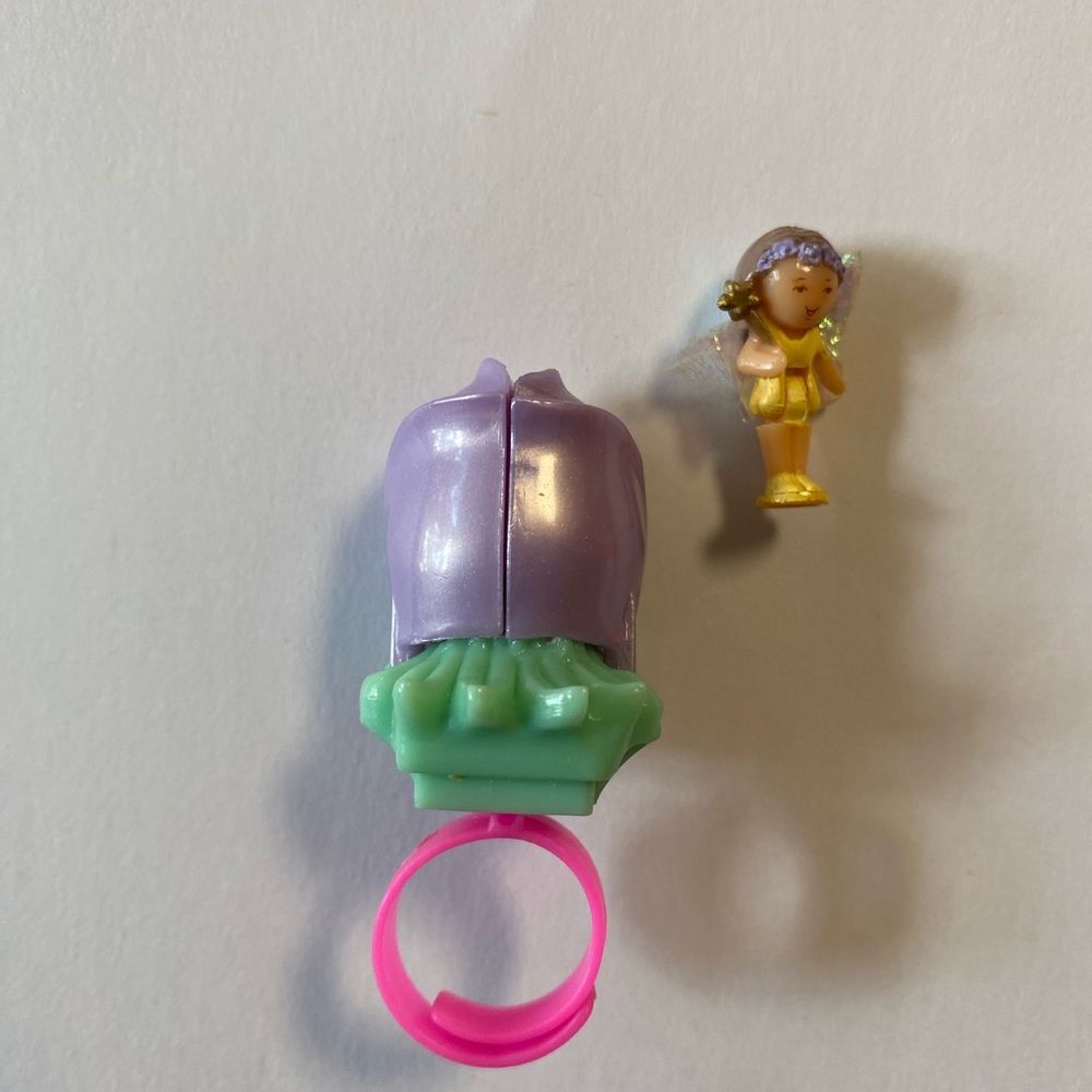 Vintage Polly Pocket Tulip Petal Fairy Ring - Picture 4 of 6